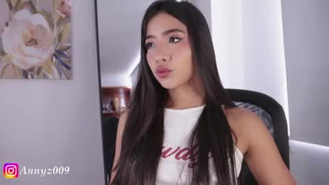 Annyz online show from June 26, 5:06 pm