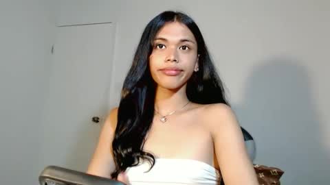 anok_yaii online show from October 28, 1:58 pm