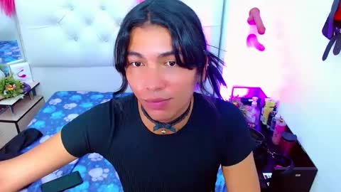 Snapshot of antonela_xx3 chatting on February 8, 9:57 pm antonela_xx3 online show from February 8, 9:57 pm