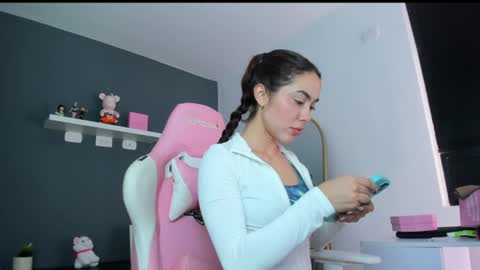 Antonella online show from June 19, 12:37 am