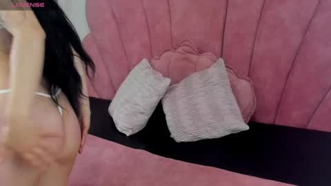 Snapshot of antonella_foxxxx chatting on May 4, 12:34 pm antonella_foxxxx online show from May 4, 12:34 pm
