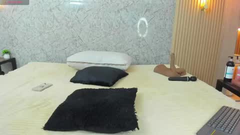 Anto online show from April 20, 9:38 pm