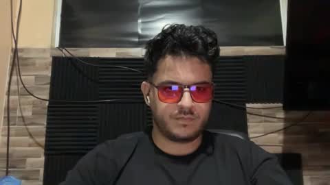 antonio2504 online show from April 19, 10:58 am