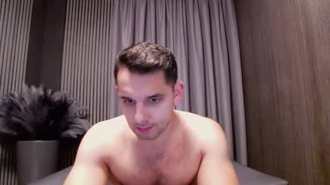 HI My name is Antonio online show from December 16, 8:03 pm