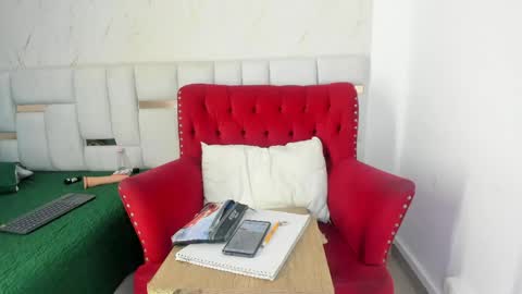 antony_d_ossa online show from May 9, 8:03 pm