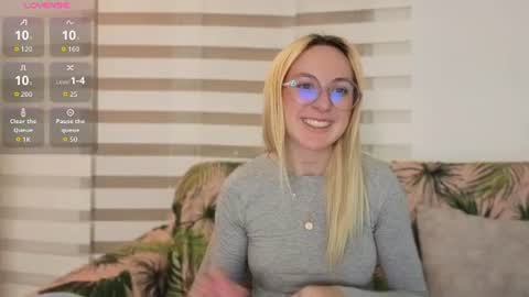 Antonia online show from June 10, 2:34 am