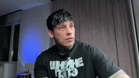 Tom online show from March 12, 9:21 pm