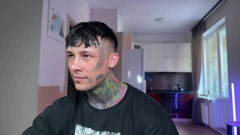 Tom online show from April 10, 6:51 am