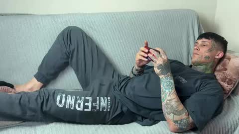 Tom online show from May 28, 9:06 am