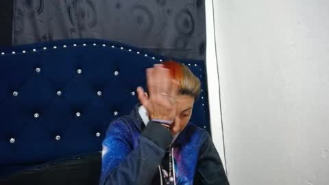 anyu online show from December 14, 8:56 am