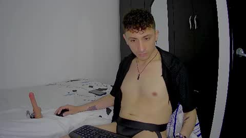 aogut17 online show from July 9, 1:42 am