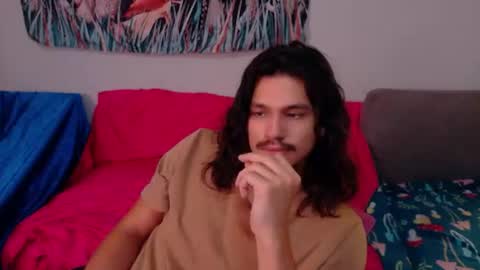 Snapshot of apachewithawebcam chatting on August 3, 10:24 pm ApacheWithWebcam online show from August 3, 10:24 pm