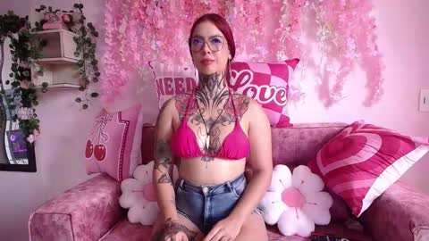 aphrodite__bloom online show from February 12, 9:32 pm
