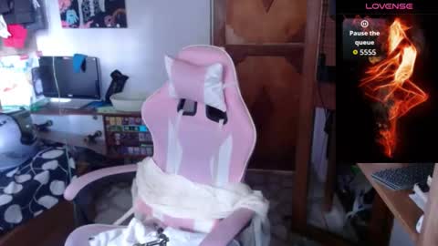 Andres online show from March 19, 6:01 pm