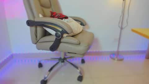 Apo online show from February 15, 8:46 am