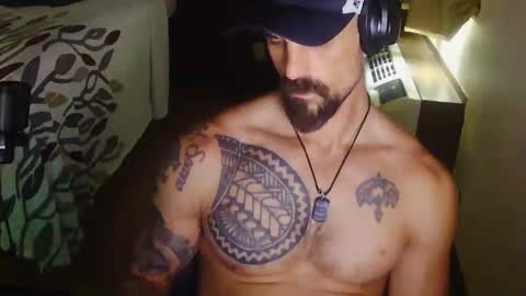applejaxxx117 online show from May 22, 6:02 pm
