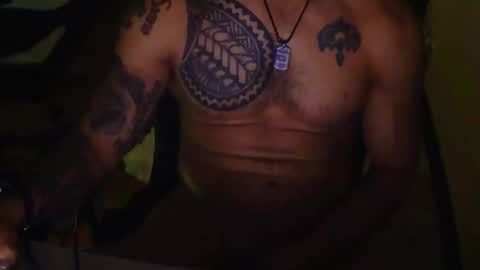 applejaxxx117 online show from May 24, 3:39 pm