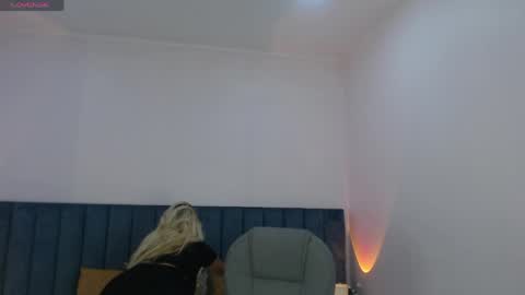 April Bunny online show from April 21, 1:42 am