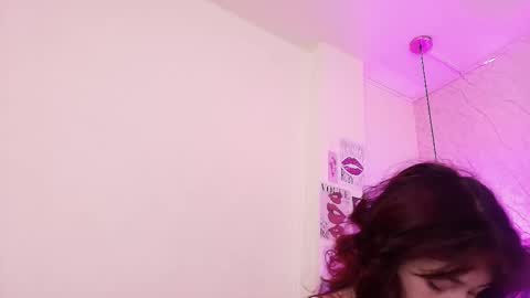   online show from October 3, 12:13 pm