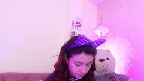   online show from October 6, 12:02 pm