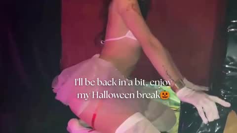   online show from October 10, 12:04 pm