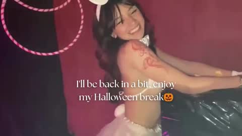   online show from October 29, 12:07 pm