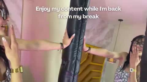   online show from November 4, 12:04 pm