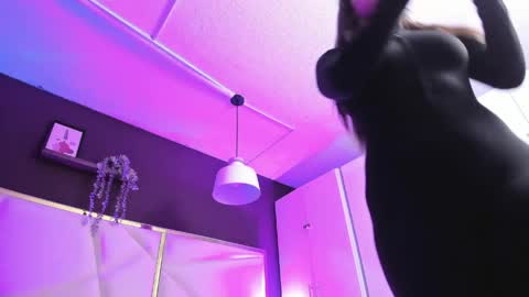 April online show from April 3, 11:30 am