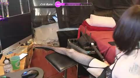 Snapshot of april_show_her chatting on June 10, 6:29 pm April Strife online show from June 10, 6:29 pm