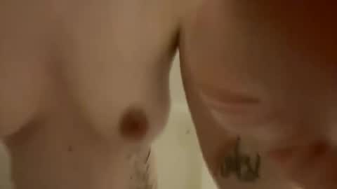 Snapshot of aprilgirlx1011 chatting on January 1, 4:07 am aprilgirlx1011 online show from January 1, 4:07 am