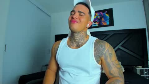 AquilesElpapi online show from November 13, 1:04 am