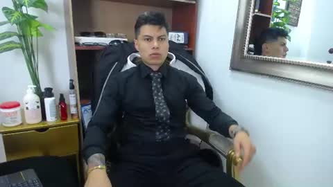 aquilestaylor online show from July 1, 12:07 pm