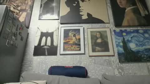 Snapshot of archibald994 chatting on March 5, 5:53 pm archibald994 online show from March 5, 5:53 pm