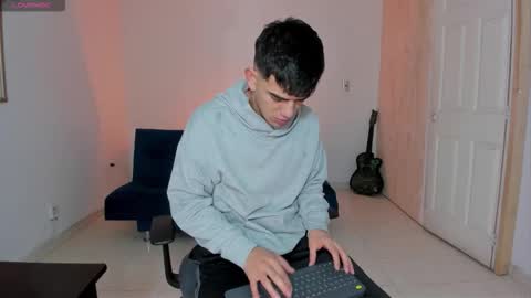 Ares online show from November 17, 12:11 pm