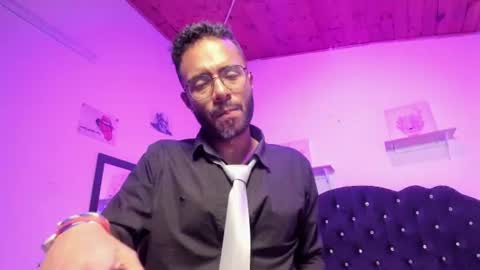 Alex Cortez online show from June 18, 8:35 pm