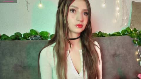 Snapshot of ari_kat666 chatting on December 21, 2:52 am ari online show from December 21, 2:52 am