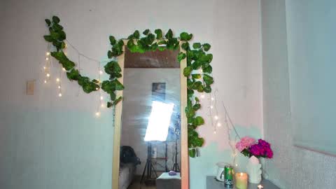 Snapshot of ari_kat666 chatting on January 17, 5:32 am ari online show from January 17, 5:32 am