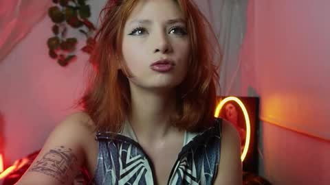 Snapshot of ari_kat666 chatting on October 21, 3:51 am ari online show from October 21, 3:51 am