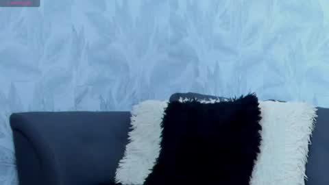 Snapshot of ariadnaa_brown1 chatting on July 28, 6:20 pm ariadnaa_brown1 online show from July 28, 6:20 pm