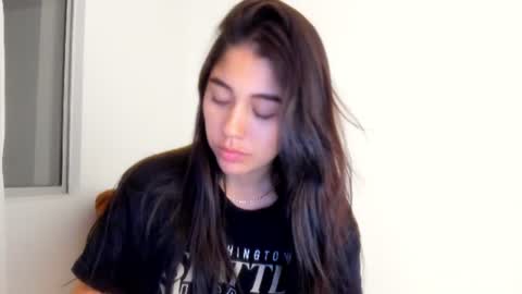 Snapshot of ariamontgomeryyy chatting on July 2, 3:45 am Aria Montgomery online show from July 2, 3:45 am