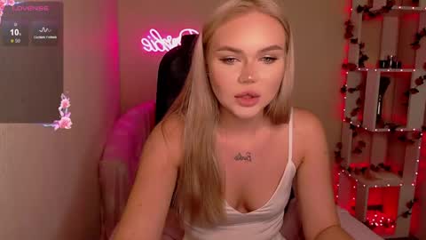 Lilli 3 online show from May 16, 4:20 am