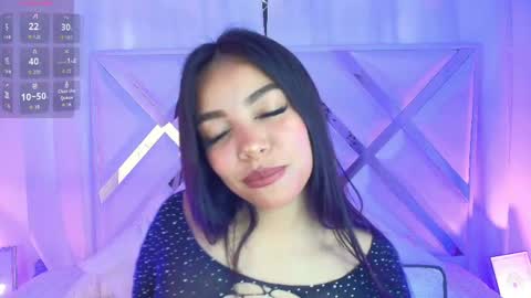 ariana_castillo__ online show from April 16, 1:01 pm
