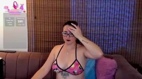 Snapshot of ariana_cross_ chatting on September 25, 12:20 pm Ariana Cruz online show from September 25, 12:20 pm