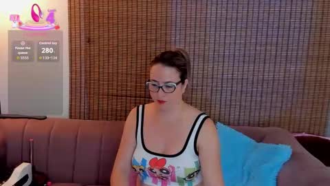 Snapshot of ariana_cross_ chatting on November 30, 12:53 pm Ariana Cruz online show from November 30, 12:53 pm