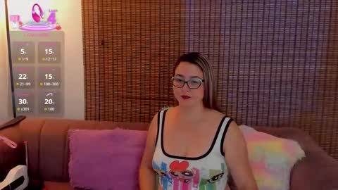 Snapshot of ariana_cross_ chatting on January 11, 12:43 pm Ariana Cruz online show from January 11, 12:43 pm