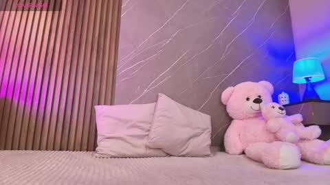 Ariana online show from January 13, 12:21 pm