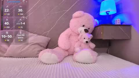 Ariana online show from February 9, 12:20 pm