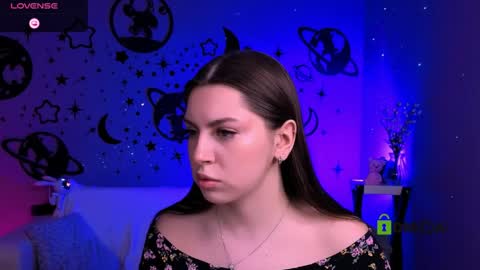 ariana_ross7 online show from April 6, 7:26 pm