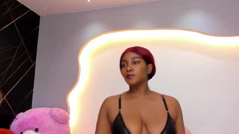 Ariana online show from April 19, 12:04 pm