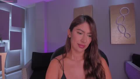 Ariana Dumont online show from February 11, 11:04 am